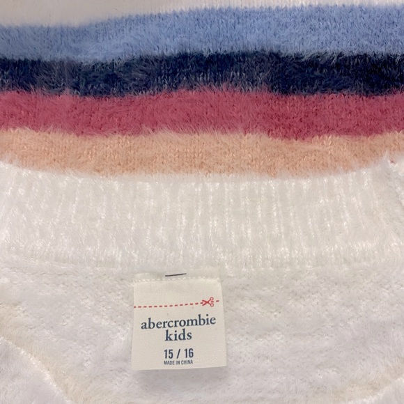 Abercrombie Kids 15/16 Girl Fuzzy Soft Stripped - Picture 10 of 10